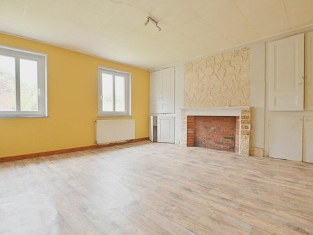 maison grand-laviers 84 m² t-5 à vendre  171 200 €