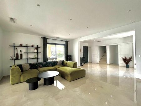 maison saint-victoret 224 m² t-5 à vendre  665 000 €