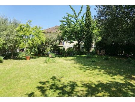 maison pontault-combault 100 m² t-3 à vendre  645 000 €