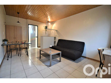 location appartement 1 pièces 21m2 pau 64000 - 345 € - surface privée