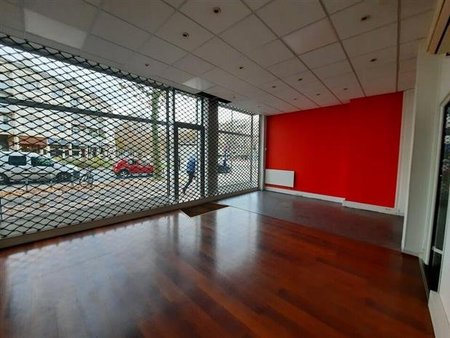 location commerce rouen 60 m²