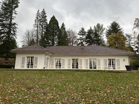 nayemont-les-fosses - grande villa style 'île de france'