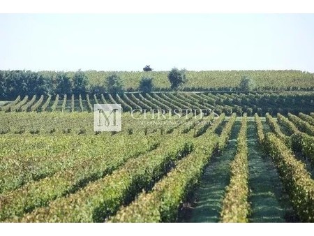 a vendre belle propriété viticole de 31 5 ha environ en saint-emilionnais propriété vitico