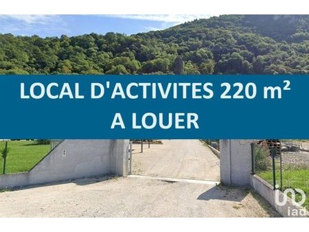 location local d'activités 220 m²