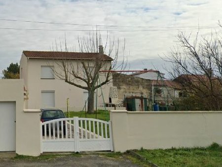 maison saint-georges-des-coteaux 121.3 m² t-5 à vendre  194 000 €
