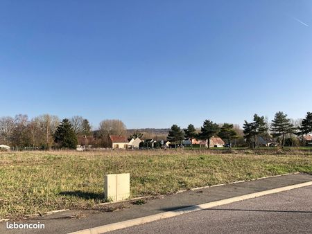 terrain 525 m² lassigny