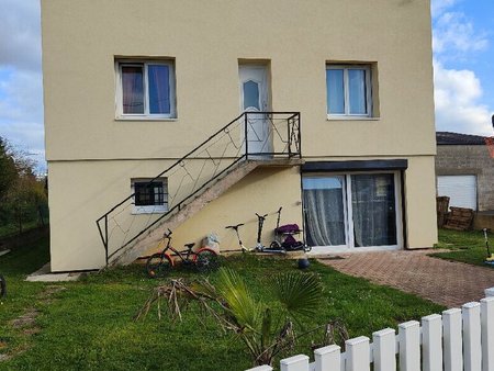 maison neuville-saint-amand 154 m² t-7 à vendre  241 900 €