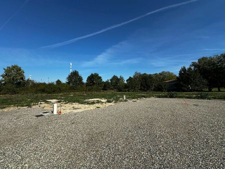 terrain saint-nicolas-de-la-grave 902 m² t-0 à vendre  57 000 €