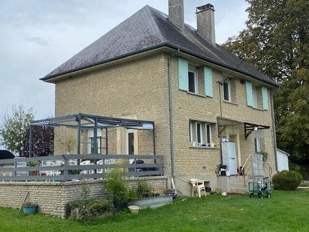 vente maison à saint-pierre-sur-dives (14170) : à vendre / 127m² saint-pierre-sur-dives
