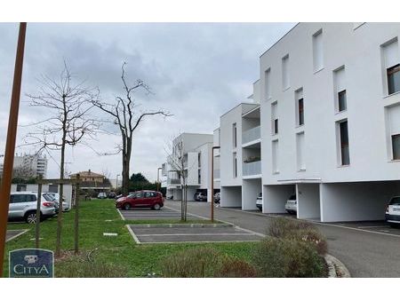 location parking 8 m² blanquefort (33290)