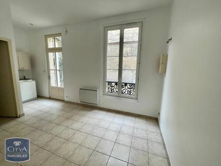 location appartement niort (79000) 1 pièce 17.98m²  242€