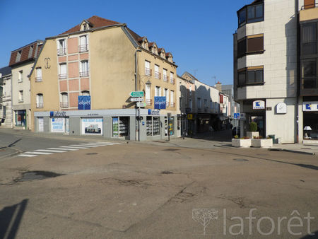 location local commercial au centre ville de chaumont
