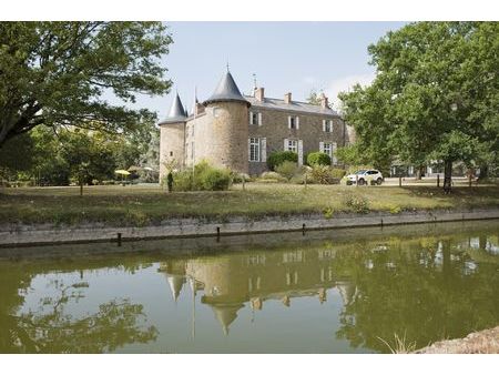 vente château cholet 21 pièces 1029 m²