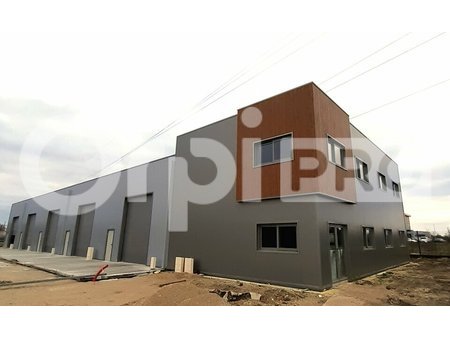 location d'entrepôt de 123 m² à chaingy - 45380