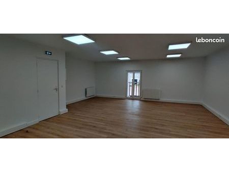 local commercial 194 m²