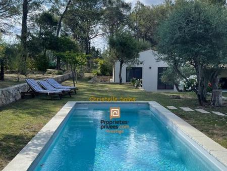 villa moderne de plain-pied 5 pièce(s) 125 m2 avec piscine