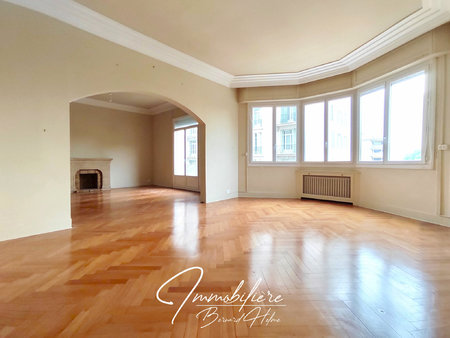 appartement type 5 - 176 m2 - lumineux - carre d'or - 13008