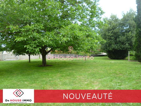 vente terrain à saint-germain-du-puch (33750) : à vendre / 872m² saint-germain-du-puch