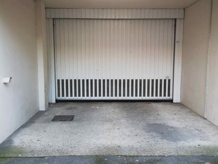 en vente garage-parking 10 m² – 22 200 € |cambrai