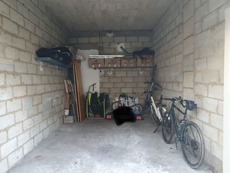 vend garage proche gare saint-brieuc