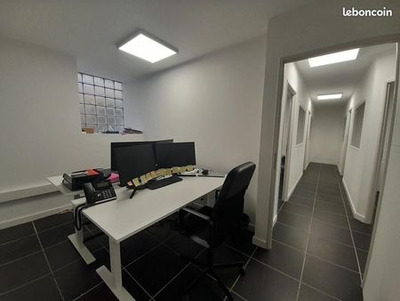 bureaux 118 m²