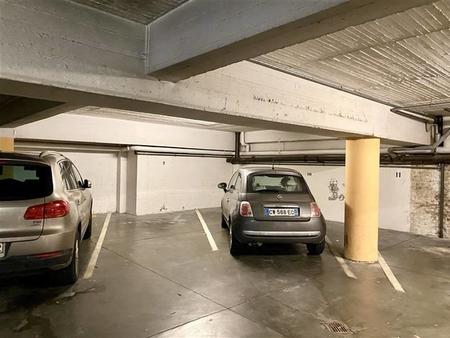 parking / garage