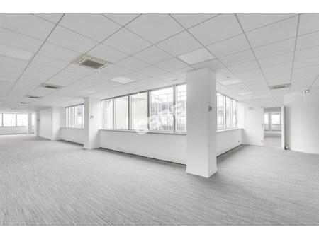 local professionnel - 3 282m² - velizy villacoublay