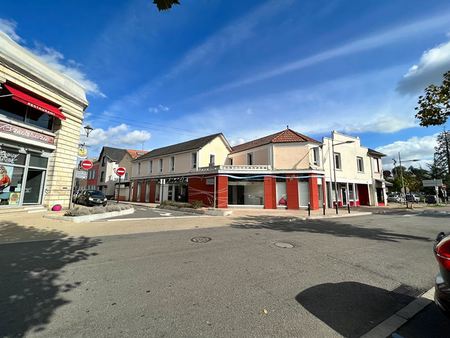 local commercial - 190m² - indre