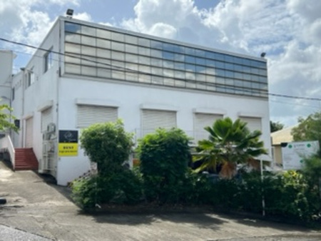 local commercial - 80m² - ducos