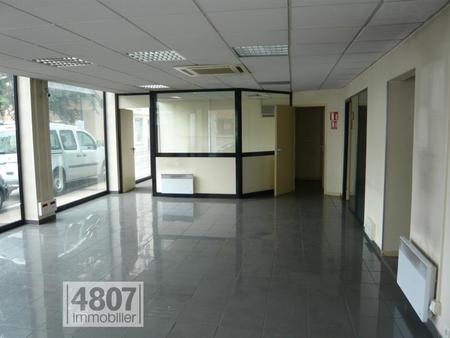 local professionnel - 84m² - cluses