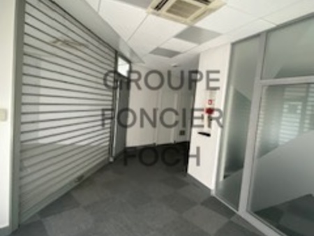 local commercial - 111m²
