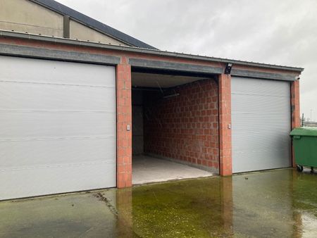 garage à louer à koolskamp € 100 (kkofl) - era - vastgoed centrum | logic-immo + zimmo