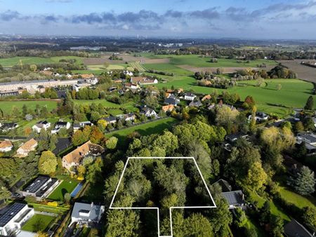 terrain à bâtir de + 3.000 m² dans un endroit aaa à marke !