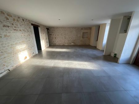 maison meursac 191.53 m² t-5 à vendre  150 000 €