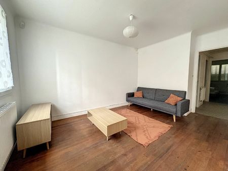 location appartement  57 m² t-2 à valence  650 €