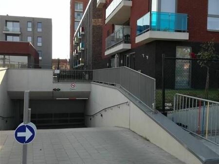 parking souterrain près du centre de boortmeerbeek