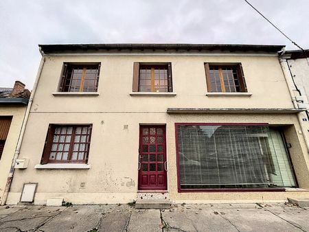 maison vallon-en-sully 130 m² t-4 à vendre  54 000 €