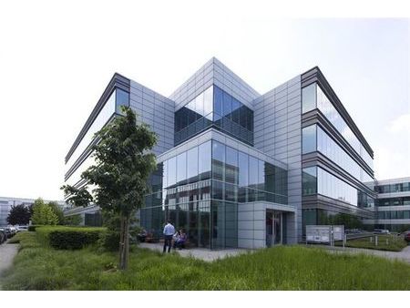 modern offices for rent from 250 m² up to 6.600 m²