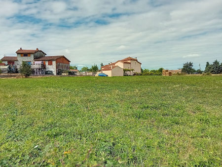 a vendre terrain constructible 1526 m2  proche saint-lys ( 31470 )