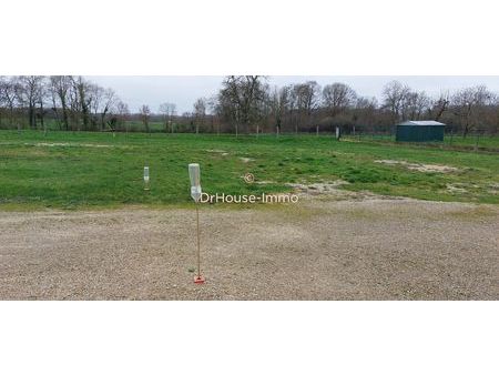 terrain constructible de 600 m²