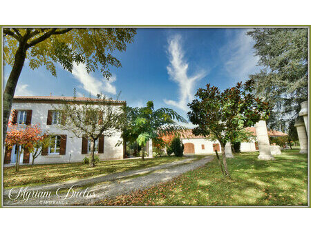 ancien corps de ferme entre tonneins et villeneuve sur lot