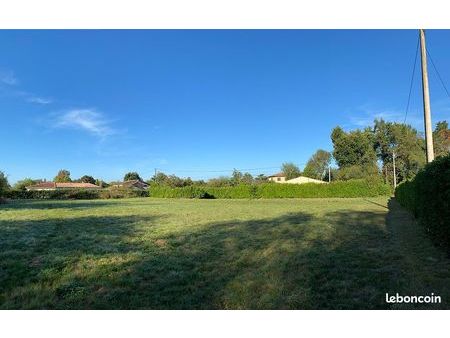 terrain 700 m² saint julien sur garonne