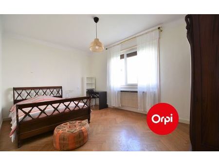 location appartement  m² t-1 à saint-priest  410 €