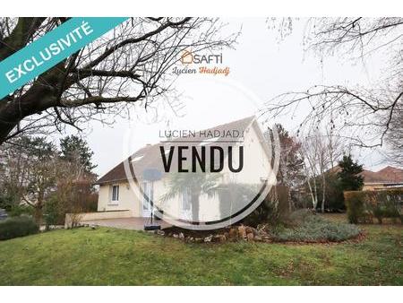 vente maison à courcelles-sur-seine (27940) : à vendre / 107m² courcelles-sur-seine