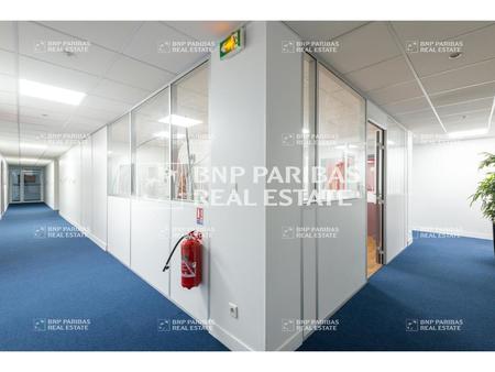 location de bureau de 100 m² à montigny-le-bretonneux - 78180