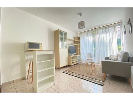 location appartement 1 pièce 28 m² nice (06000)