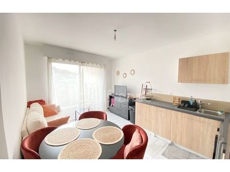 vente appartement 2 pièces 29 m² cavalaire-sur-mer (83240)