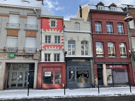 exclusivité  lot de 2 immeubles en hyper centre  à rénover. beau potentiel