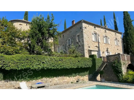 château en vente à aubenas : située en ardèche méridionale  surplombant la toscane françai