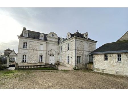 château 10 pièces 290 m²
